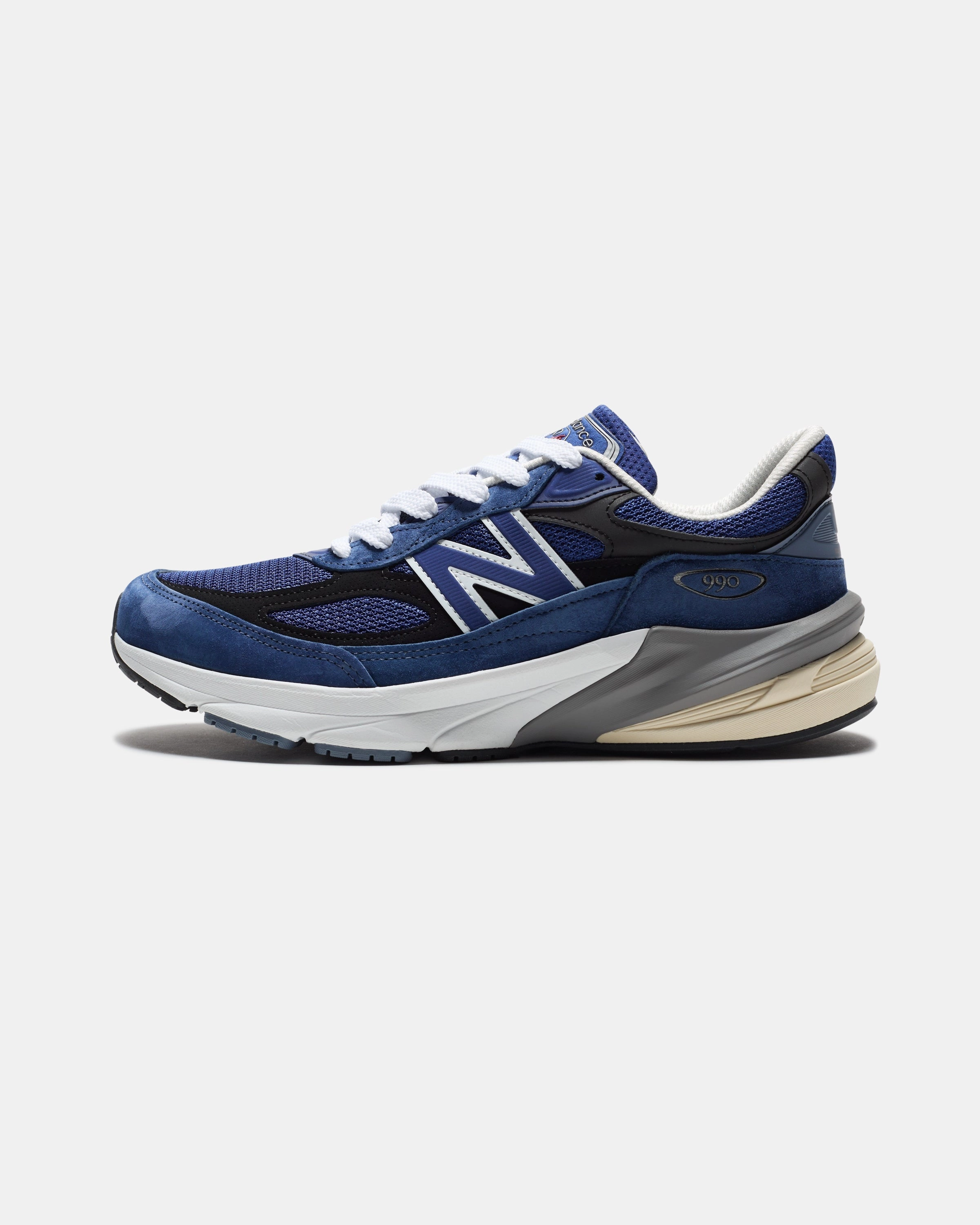 NEW BALANCE 'MADE IN USA' - 990v6 - INKWELL Reebok Originals