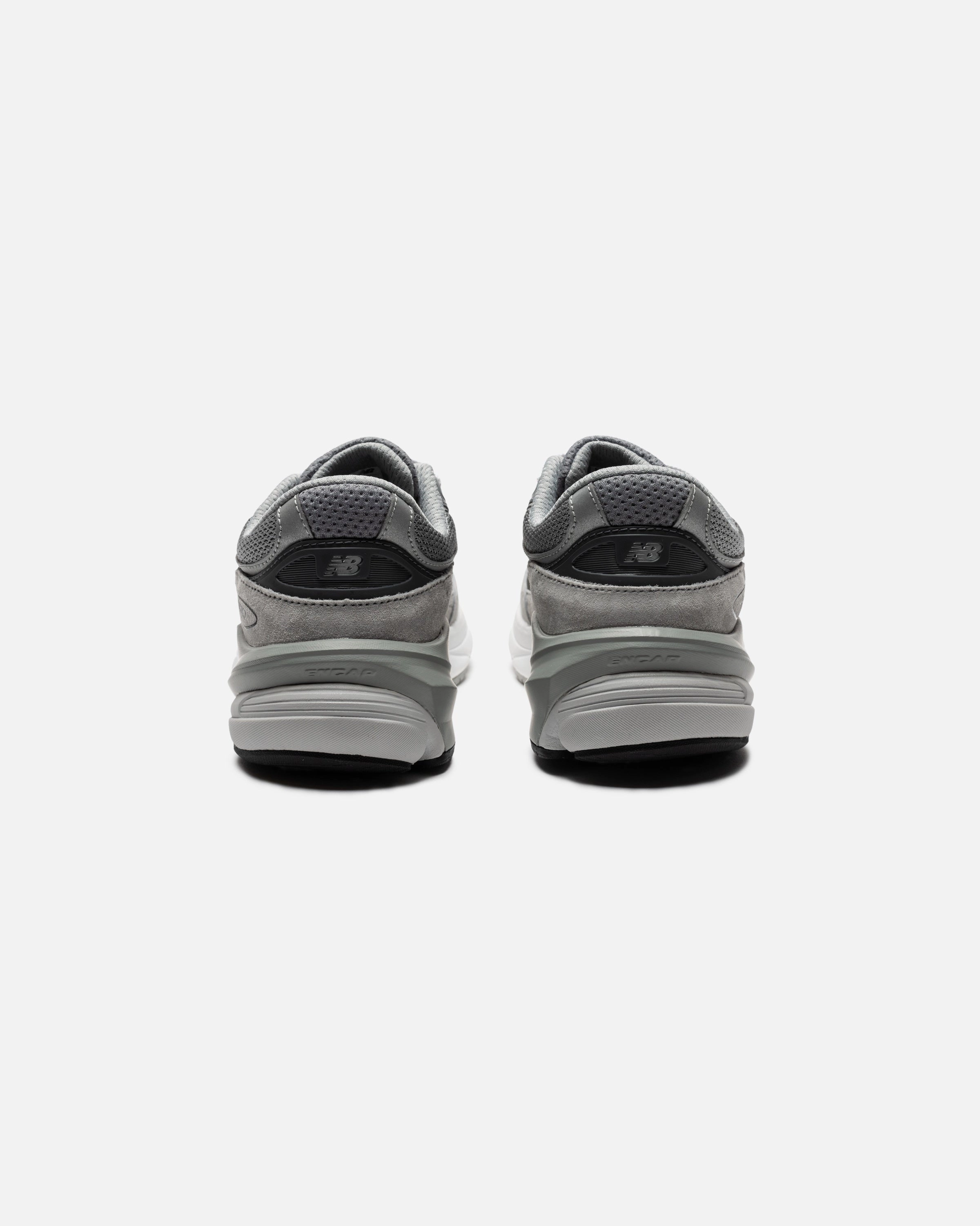 NEW BALANCE GS FUEL CELL 990v6 - GREY Reebok Originals