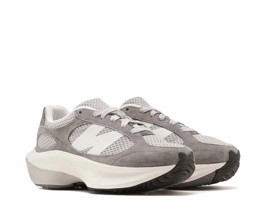 New Balance UWRPD Nike Max 90 editions