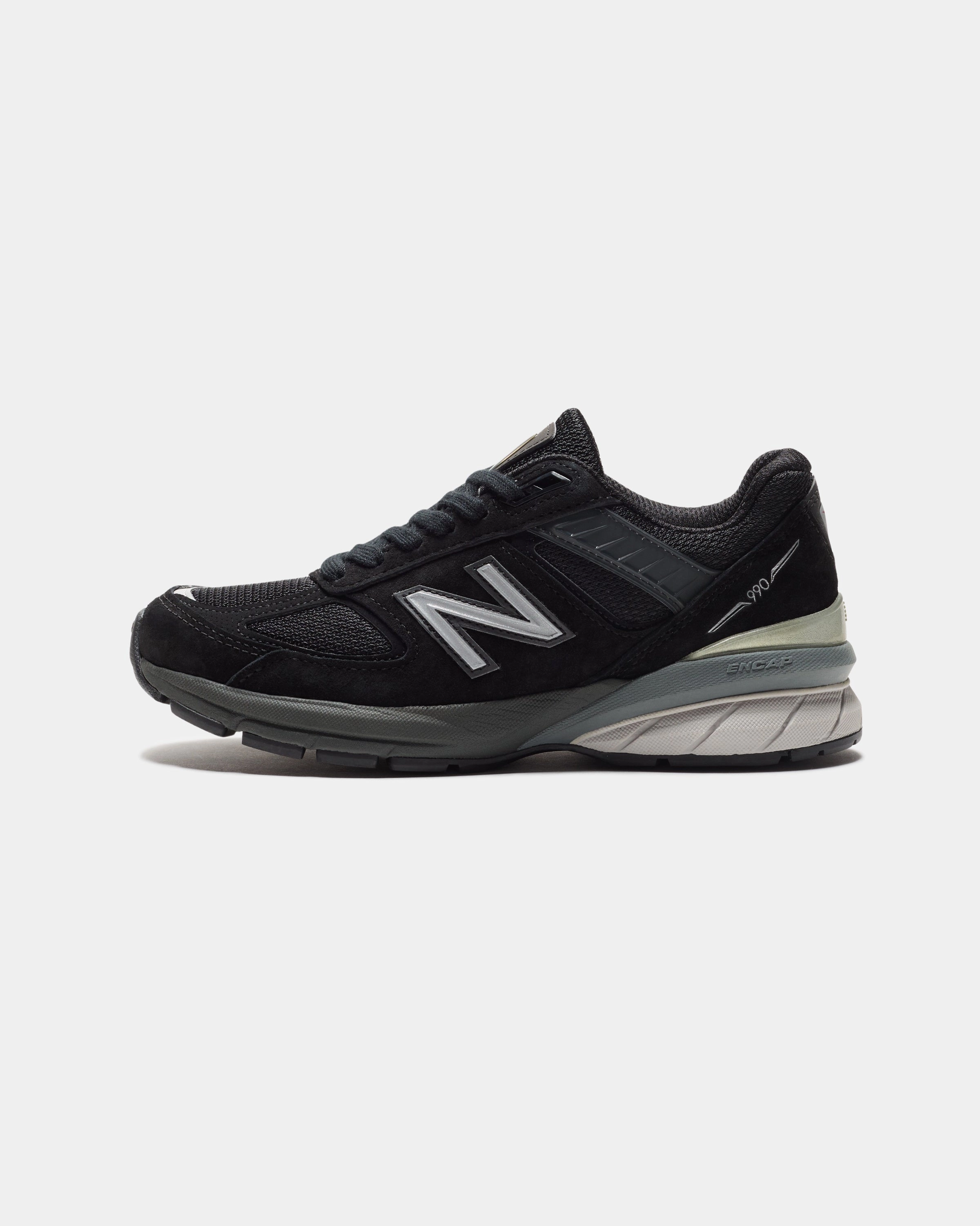 NEW BALANCE WOMEN'S 'MADE IN AMERICA' 990 - BLACK/SILVER Reebok Originals