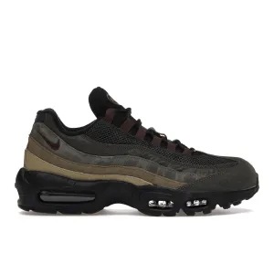 Nike Air Max 95 Black Earth Sequoia Cargo Khaki Nike Air Max casual shoes with visible air tech