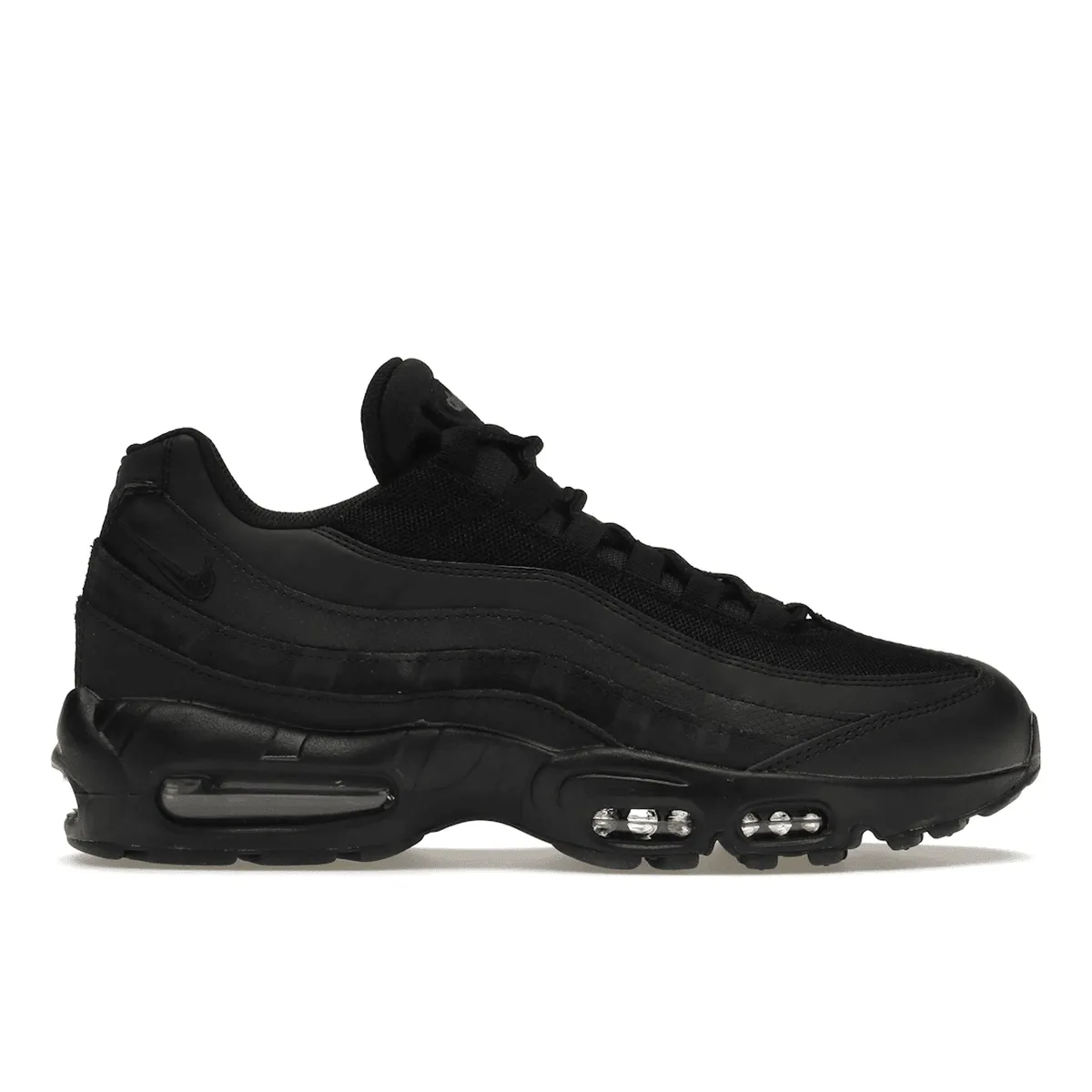 Nike Air Max 95 Essential Triple Black Nike Air Max casual shoes with visible air tech