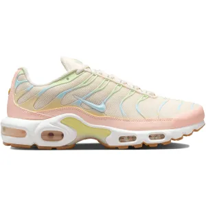 Nike Air Max Plus Crimson Tint nike tn air max plus iconic street style