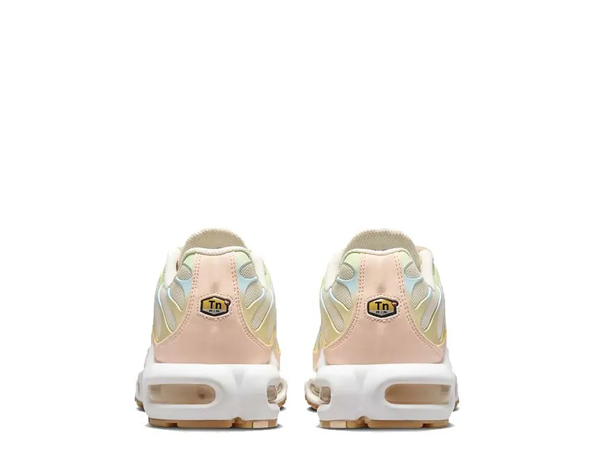 Nike Air Max Plus W "Crimson Tint" Nike Max Plus edition