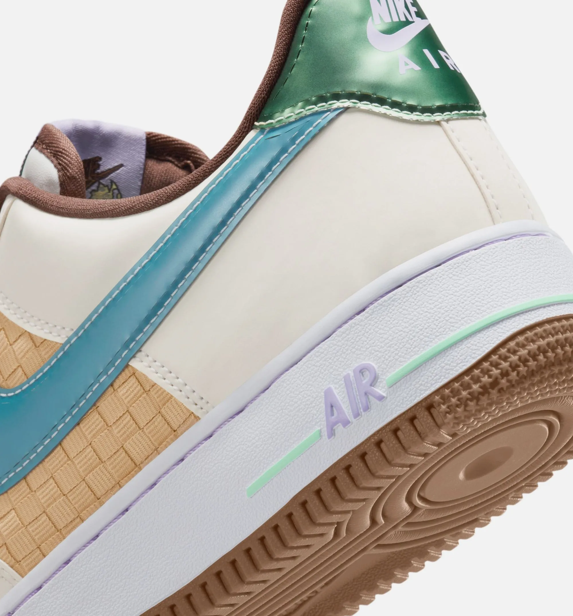 Nike Clothing Air Force 1 Retro Sesame and White Mens Lifestyle Shoe - Summit White/Glacier Blue/Mint Foam