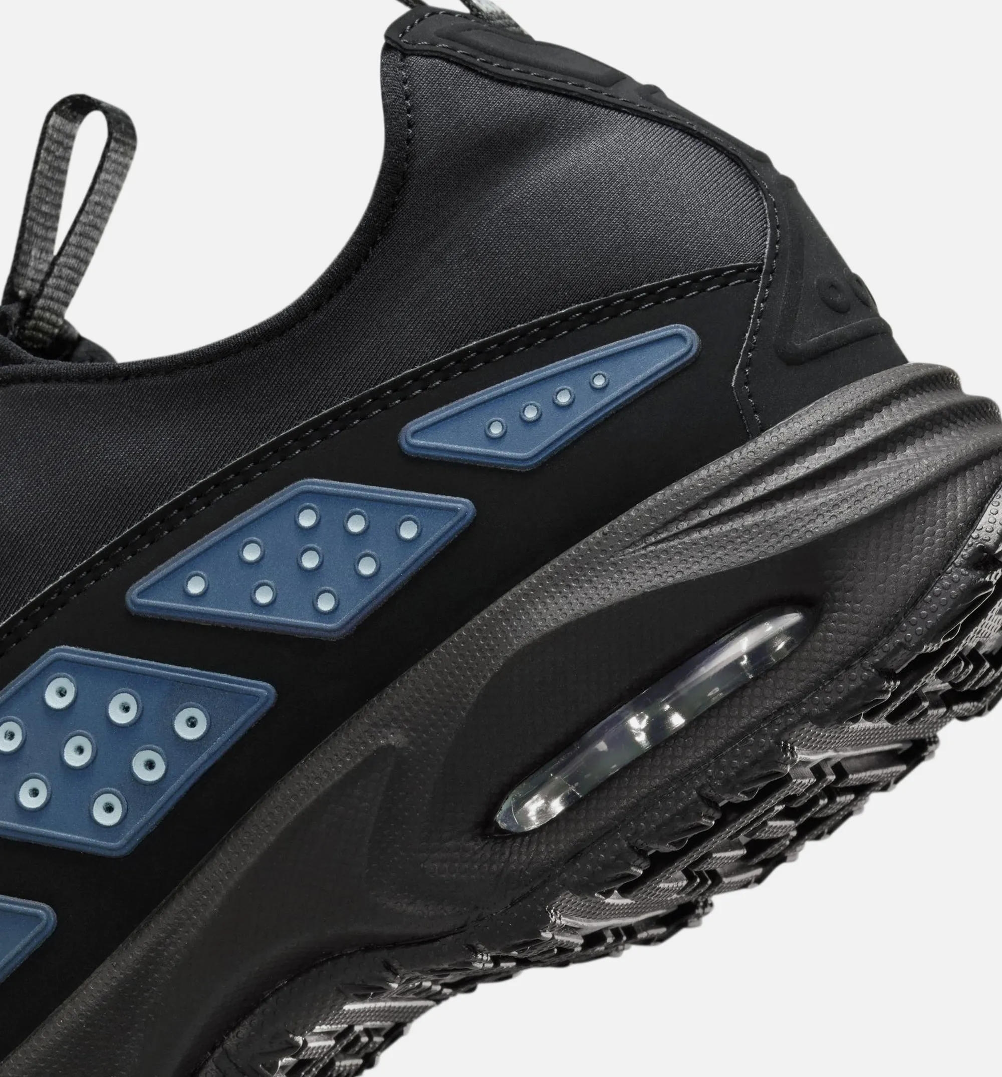 Nike Clothing Air Max SNDR Womens Lifestyle Shoe - Black/Silver