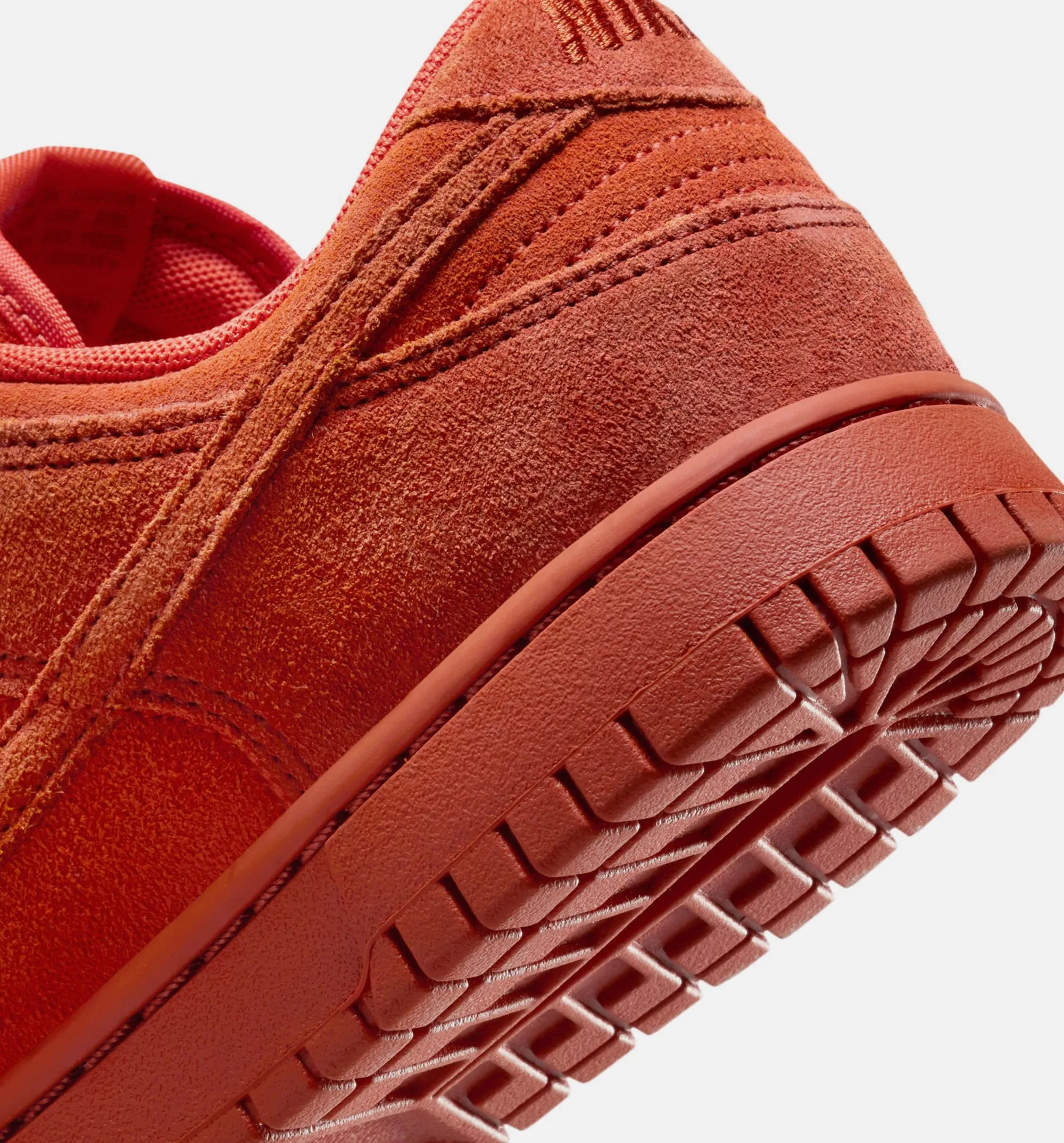 Nike Clothing Dunk Low SE Womens Lifestyle Shoe - Picante Red/Dragon Red