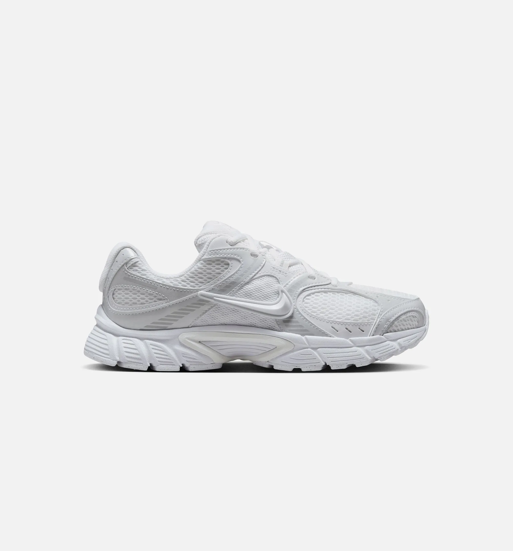 Nike Clothing V5 RNR Womens Lifestyle Shoe - White/Black/Metallic Silver/White