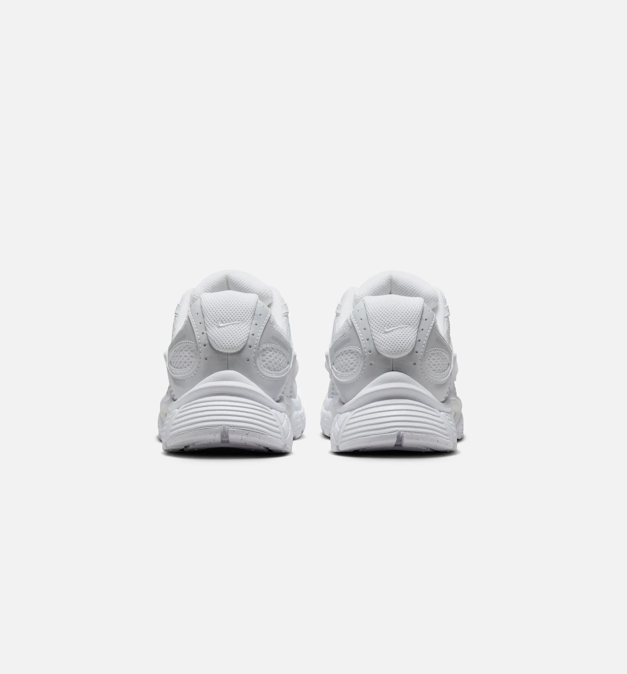 Nike Clothing V5 RNR Womens Lifestyle Shoe - White/Black/Metallic Silver/White