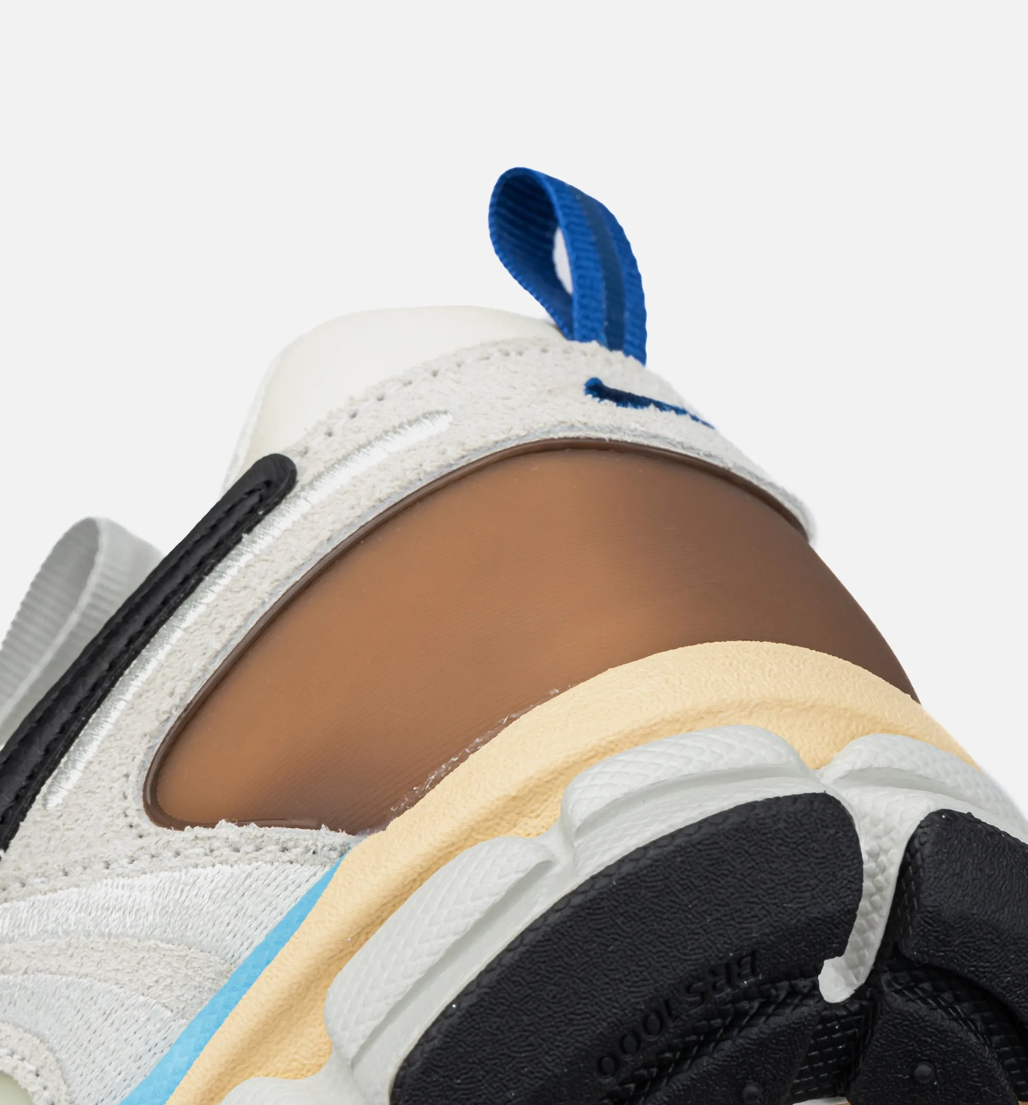 Nike Clothing Zoom Vomero 5 Womens Lifestyle Shoe - Pale Ivory/Black/Light Bone/Pale Vanilla/Aquarius Blue