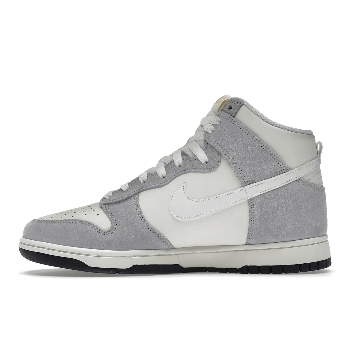 Nike Dunk High Retro Sail Pure Platinum Black White Nike Dunk heritage sneakers