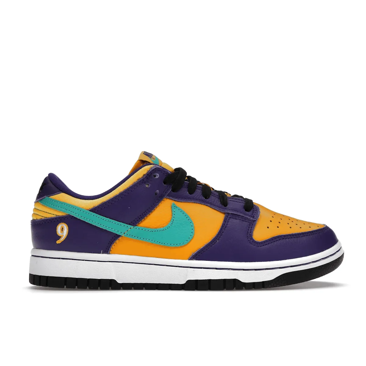Nike Dunk Low LX Lisa Leslie Nike Dunk stylish shoes for sport and street