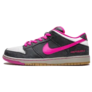 Nike Dunk Low Premium SB Q's 'Disposable' Nike SB skate shoes with padded support and grip
