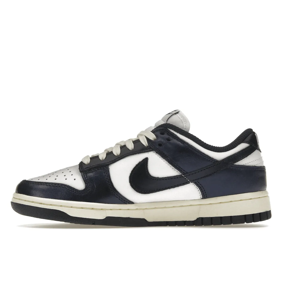 Nike Dunk Low PRM Vintage Navy Nike Dunk heritage sneakers
