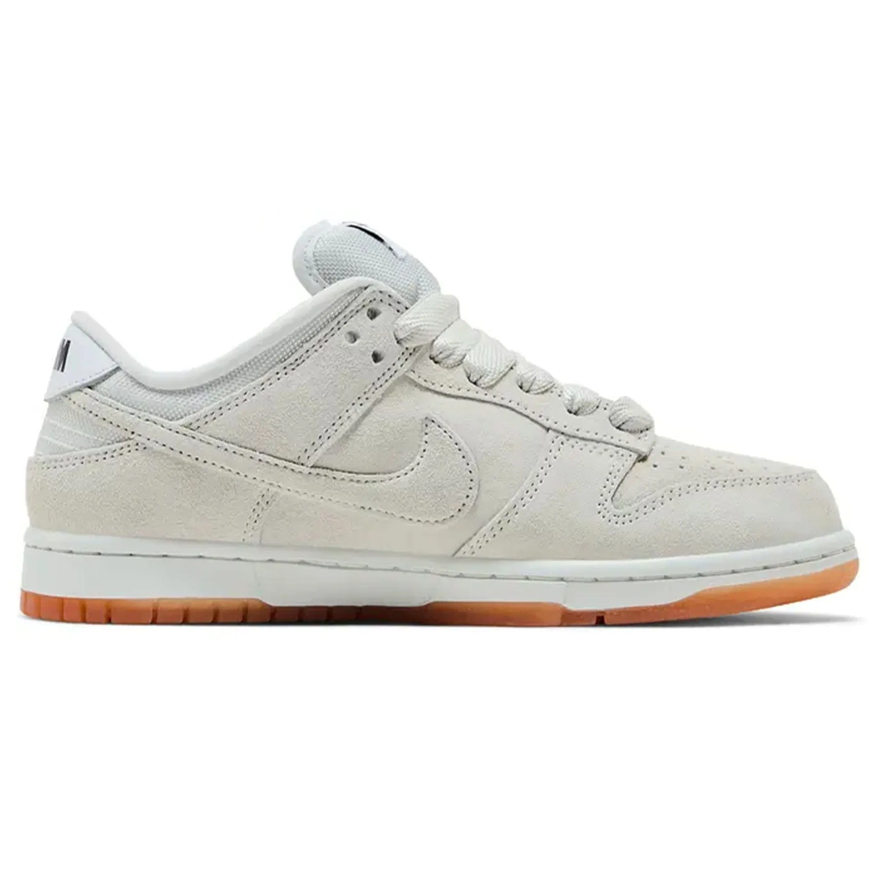 Nike Dunk Low Pro SB B 'Pale Ivory' Nike SB skateboarding shoes
