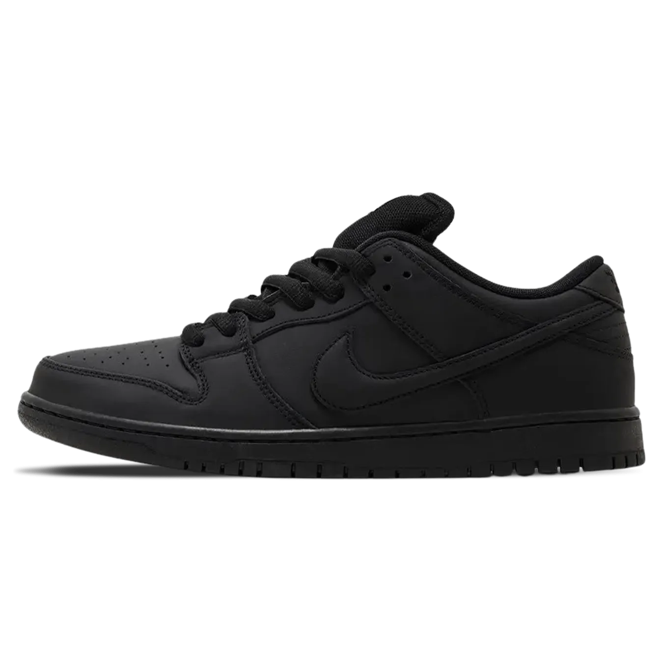 Nike Dunk Low Pro SB 'Triple Black' Nike SB skate shoes with padded support and grip