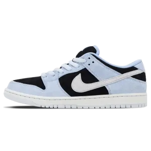 Nike Dunk Low SB 'Aluminum' Nike SB skate shoes with padded support and grip