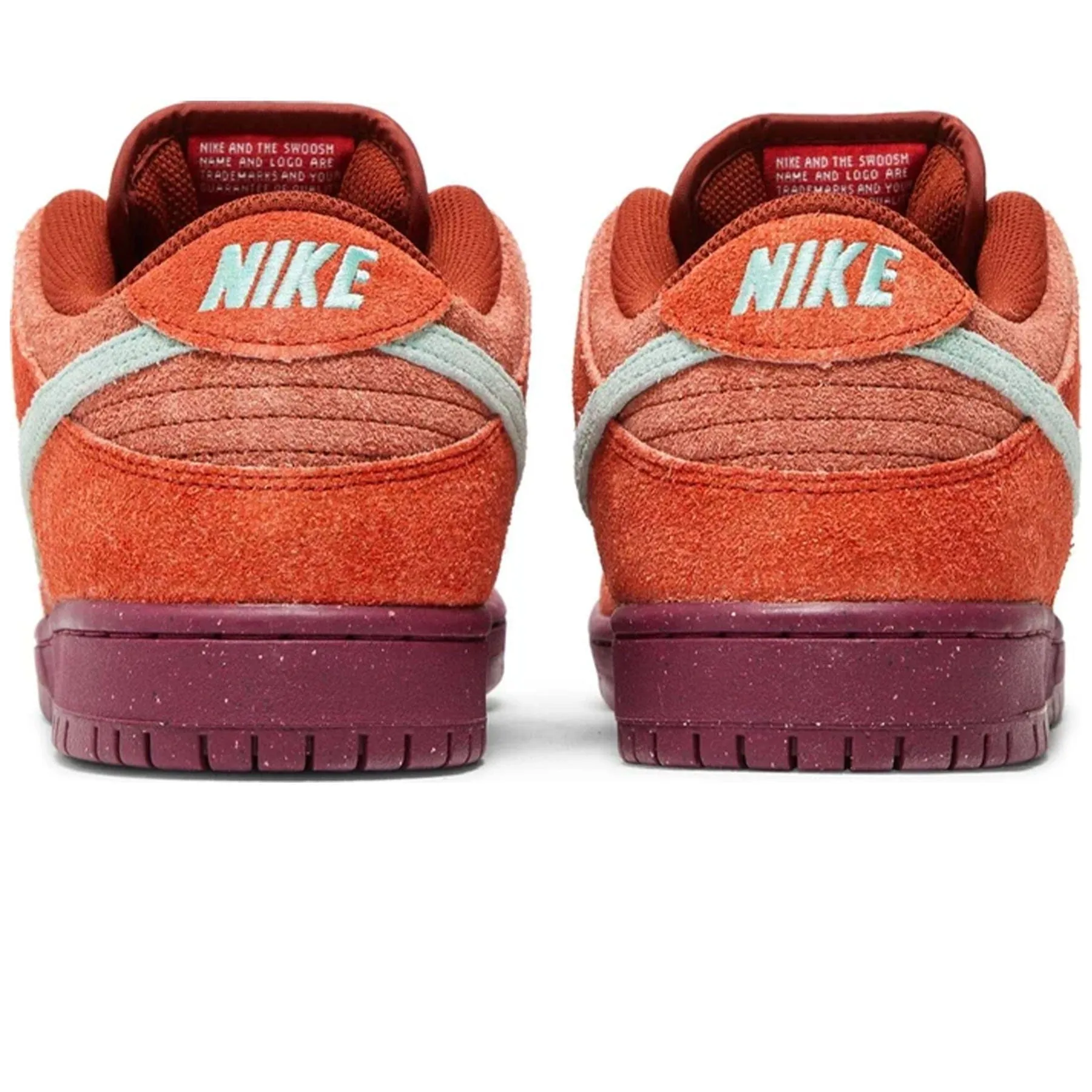 Nike Dunk Low SB 'Mystic Red' Nike SB skateboarding shoes