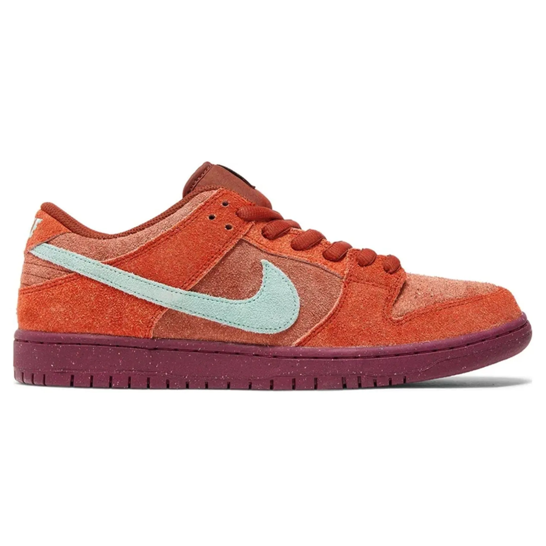 Nike Dunk Low SB 'Mystic Red' Nike SB skateboarding shoes