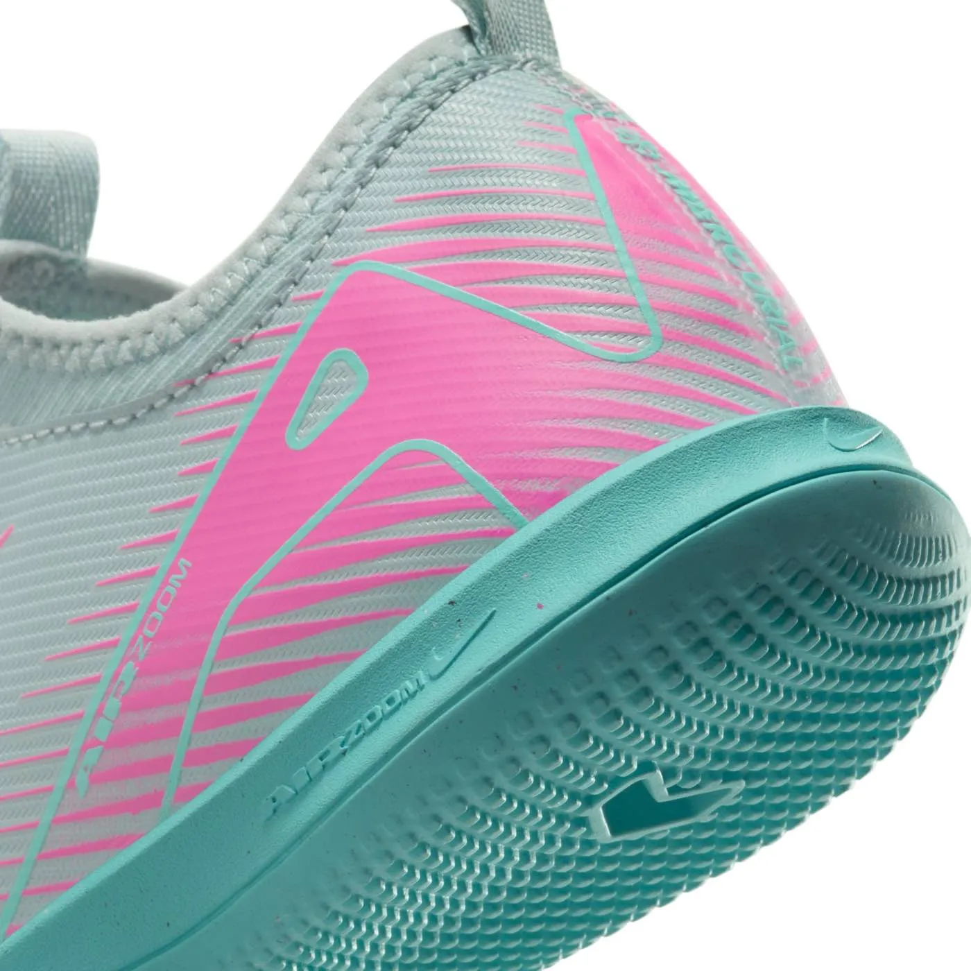 Nike Jr. Mercurial Vapor 16 Academy IC Mercurial boots