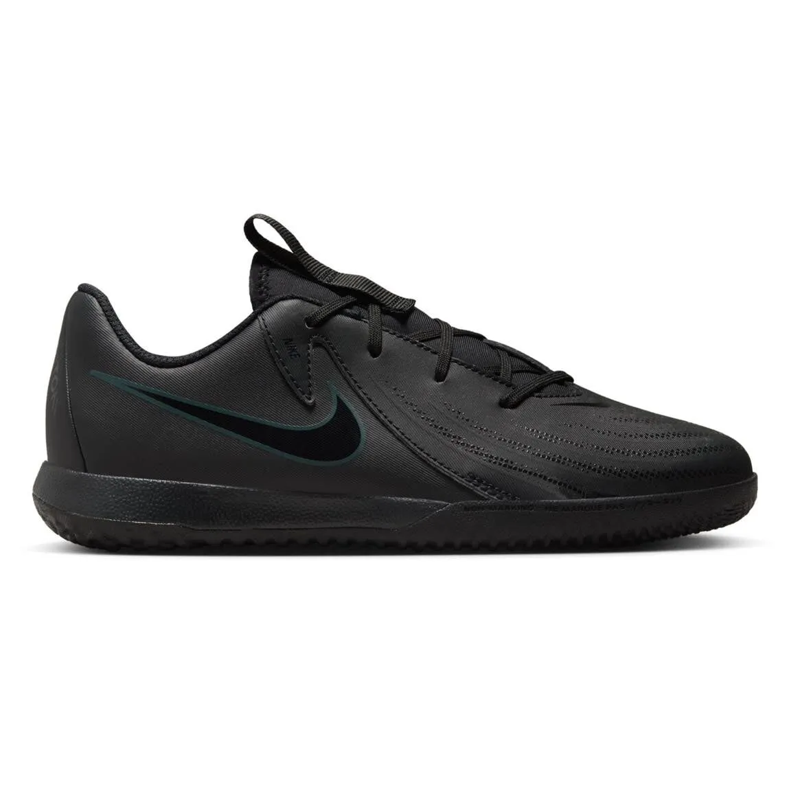 Nike Jr. Phantom GX 2 Academy IC nike phantom precision soccer boots