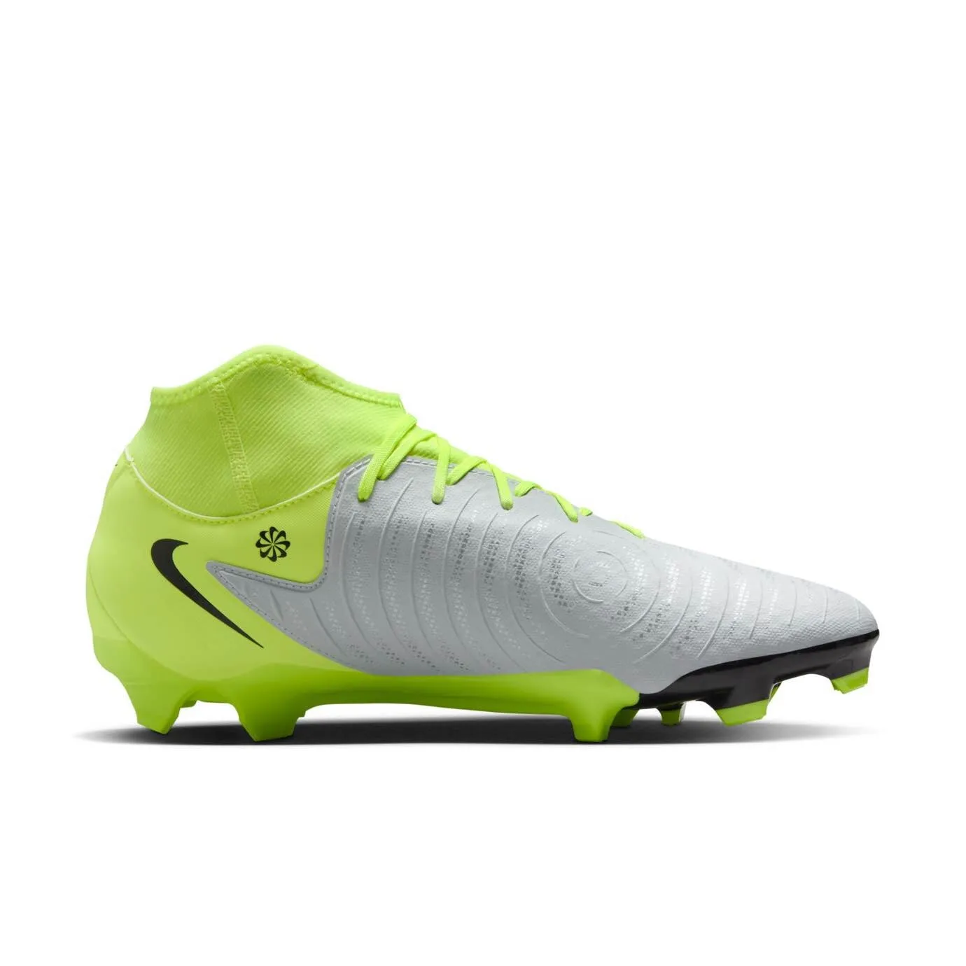 Nike Phantom Luna 2 Academy MG Phantom series