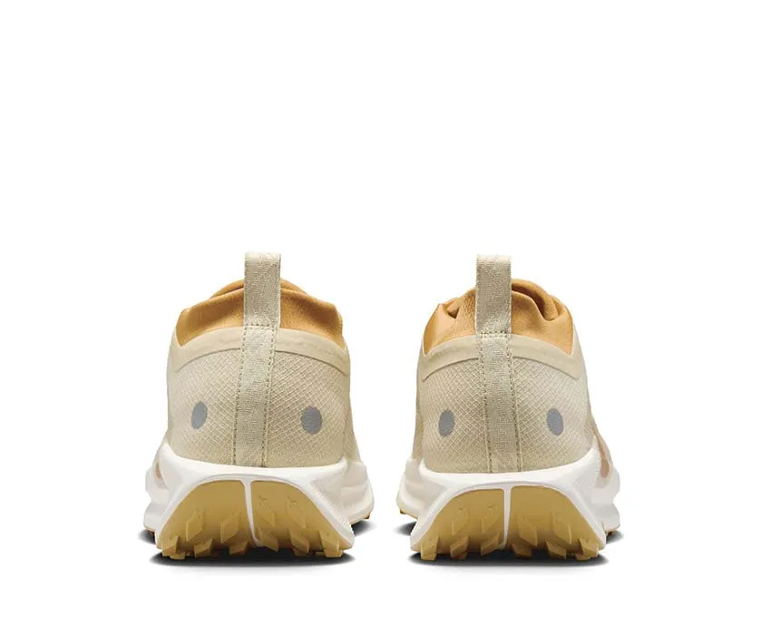 Nike Shoes Nike Pegasus Trail 5 Gore-Tex "Team Gold"