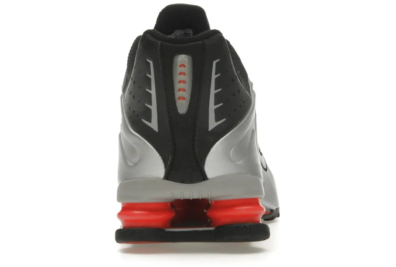Nike Shox R4 Black Metallic Silver Shox series