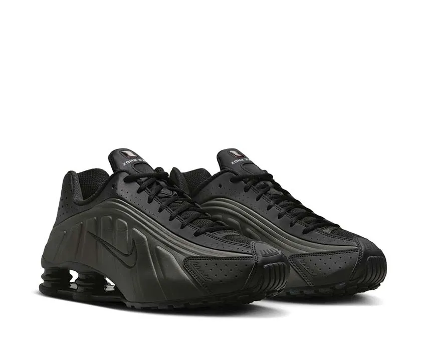 Nike Shox R4 "Black Crimson" Shox models