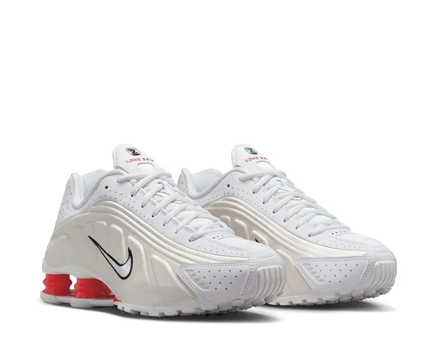 Nike Shox R4 W "White Phantom" Shox models