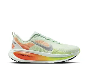 Nike Vomero 18 nike running shoes lightweight and durable