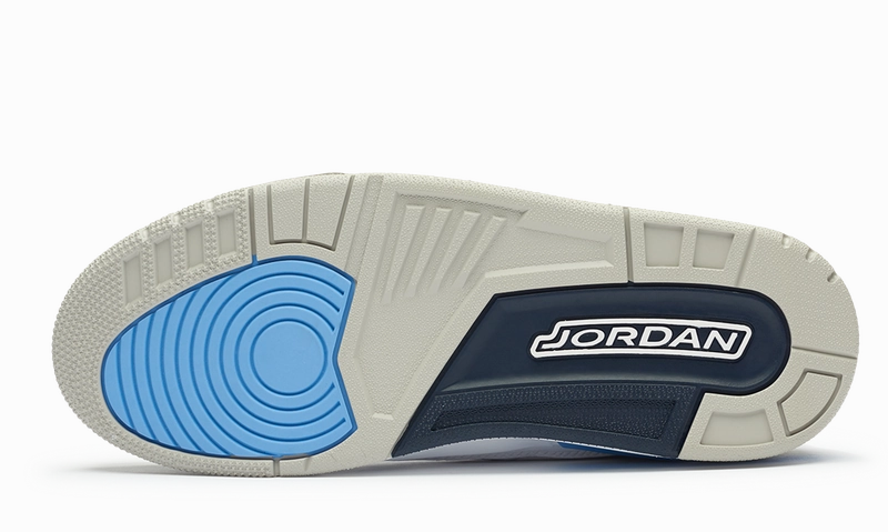 Nike Air Jordan 3 Retro "UNC"CT8532-104 Vintage profile sport sneakers