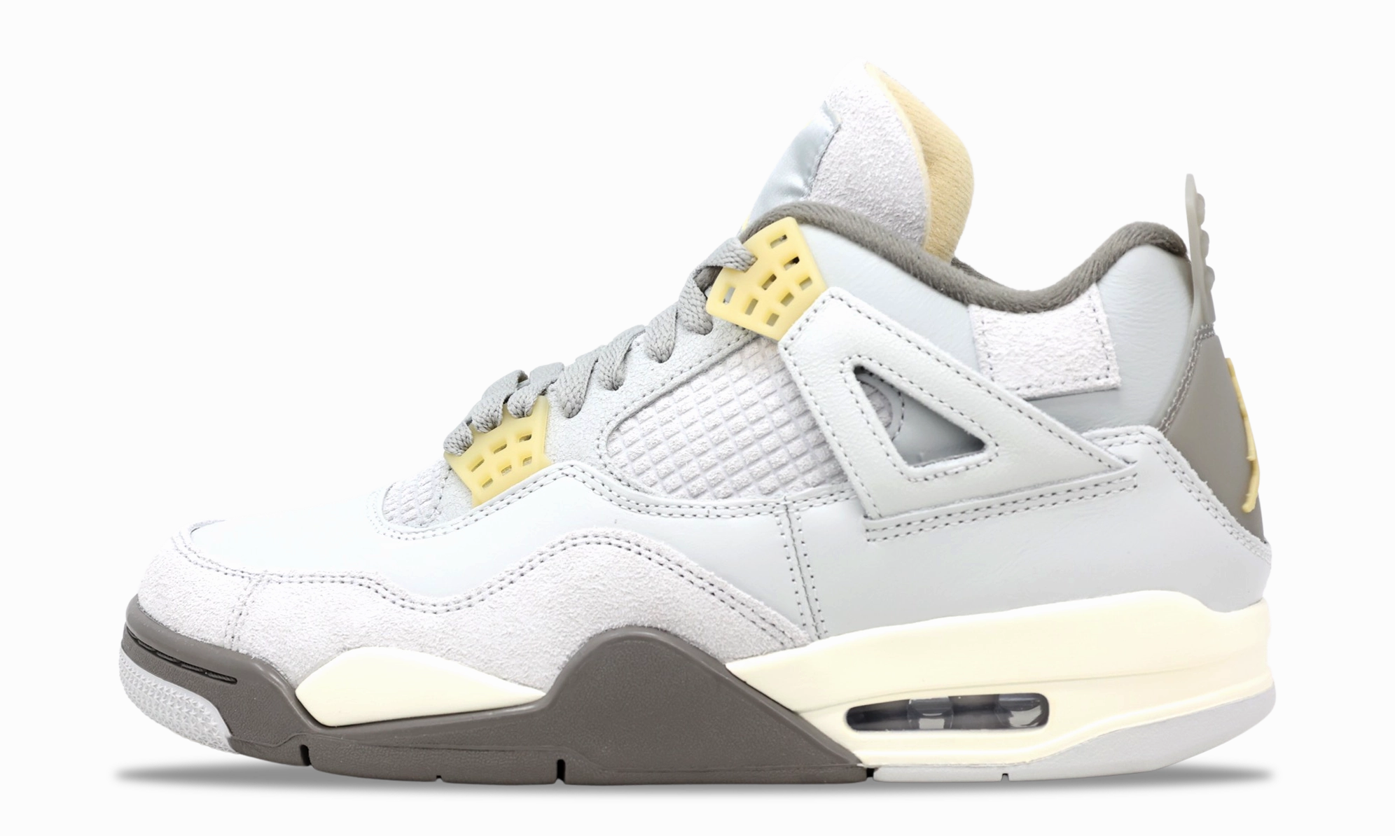 Nike Air Jordan 4 Retro SE Craft Photon Dust  DV3742-021 Jordan 4 bold design sneakers