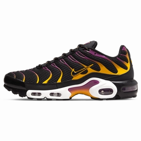 Nike Air Max Plus 'Black University Gold Viotech' nike air max plus bold design performance sneakers