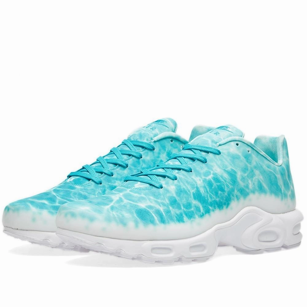 NIKE AIR MAX PLUS GPX PREMIUM SP Turbo Green & White Max Plus collection