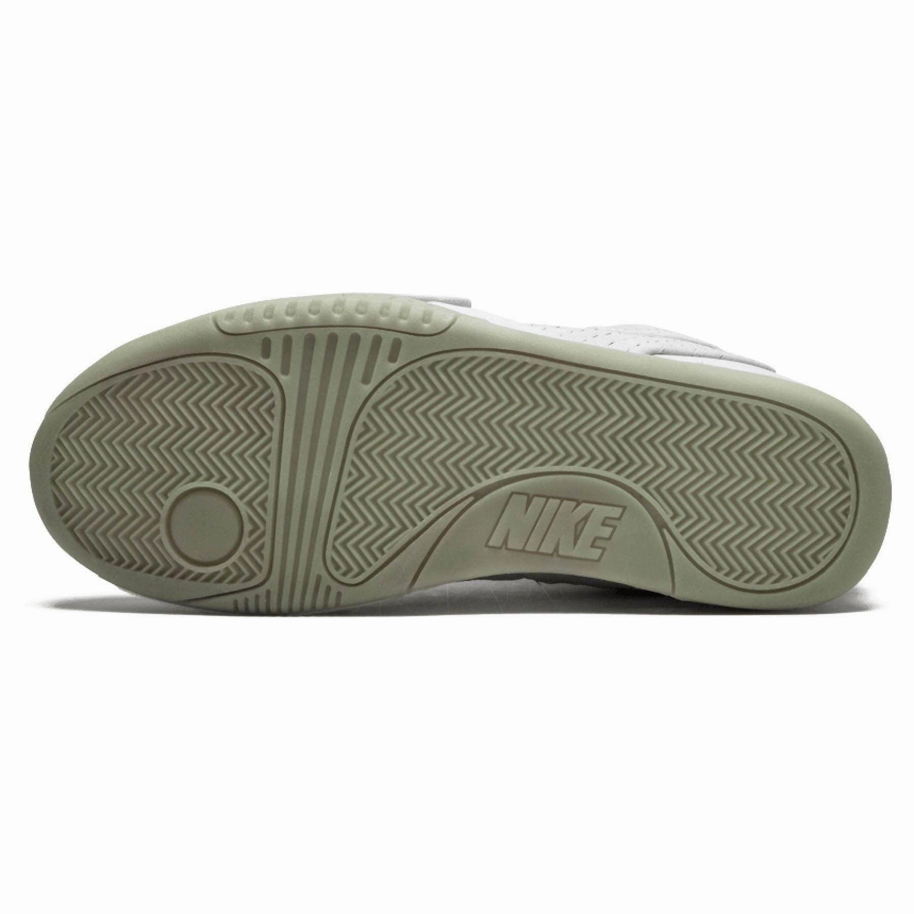 Nike Air Yeezy 2 NRG 'Pure Platinum' Yeezy futuristic fashion sneakers