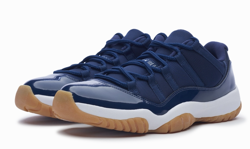 Nike Jordan 11 Retro Low Midnight Navy (528895-405) Men's Size 10 Timeless performance footwear