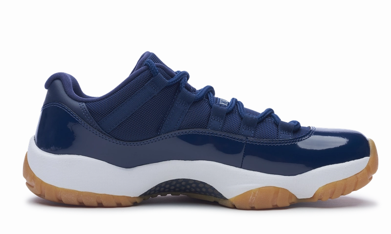 Nike Jordan 11 Retro Low Midnight Navy (528895-405) Men's Size 10 Timeless performance footwear