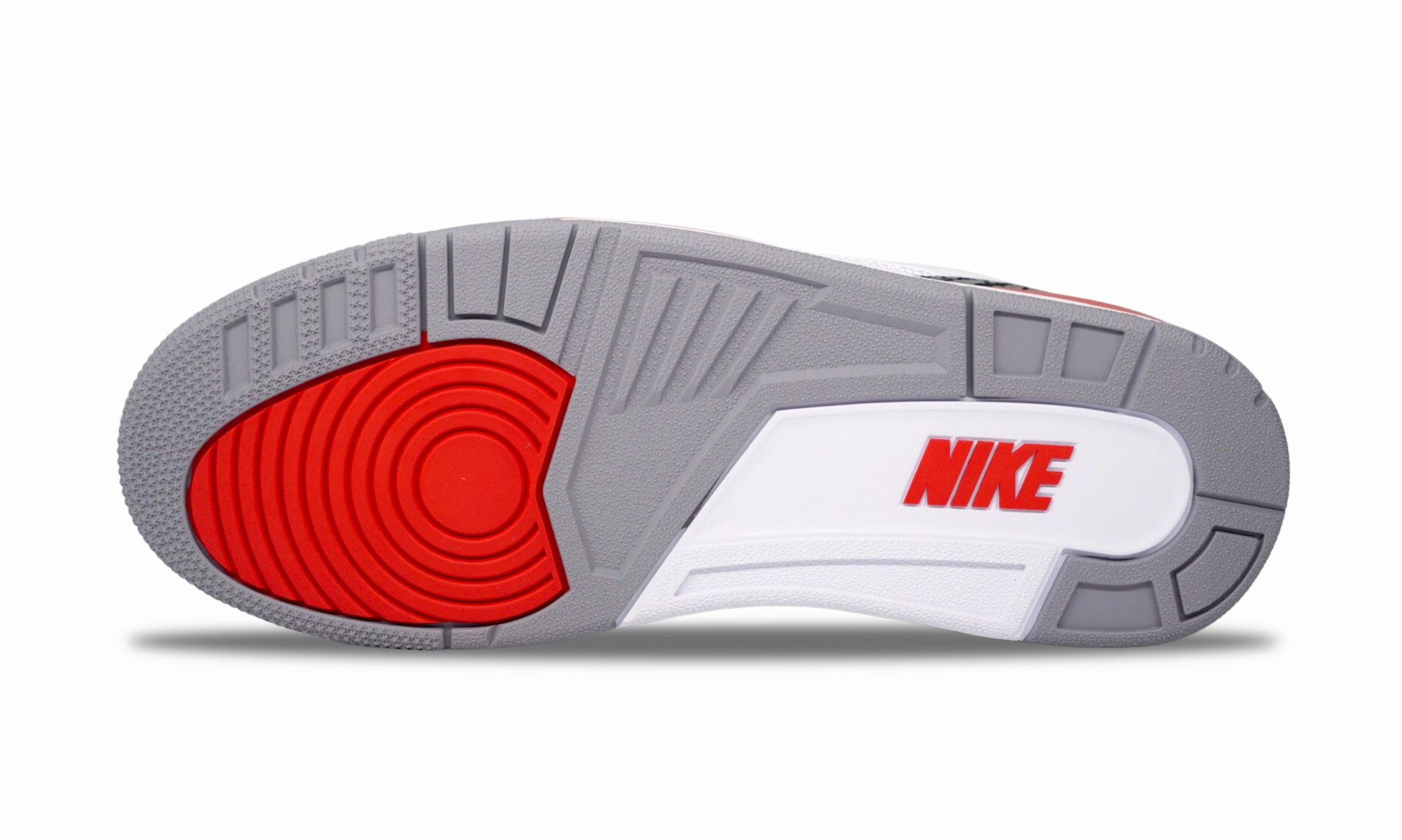 Nike Jordan 3 Retro Fire Red (2022)  DN3707-160 Vintage profile sport sneakers