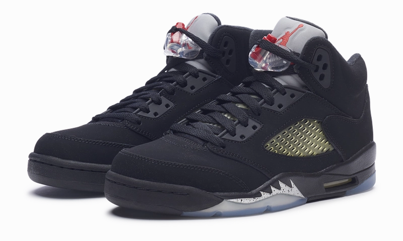 Nike Jordan 5 Retro Black Metallic 2016 GS (845036-003) Youth Size 4Y-6Y Legacy basketball edition shoes
