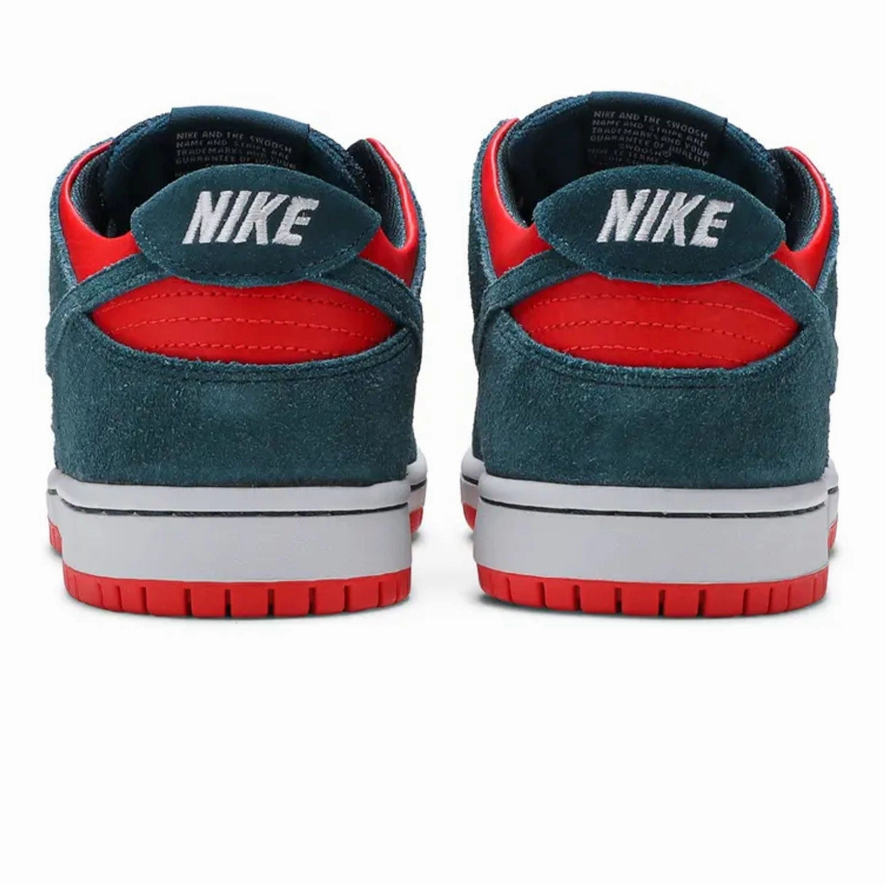 Nike Zoom Dunk Low SB 'Reverse Shark' Nike SB skateboarding shoes