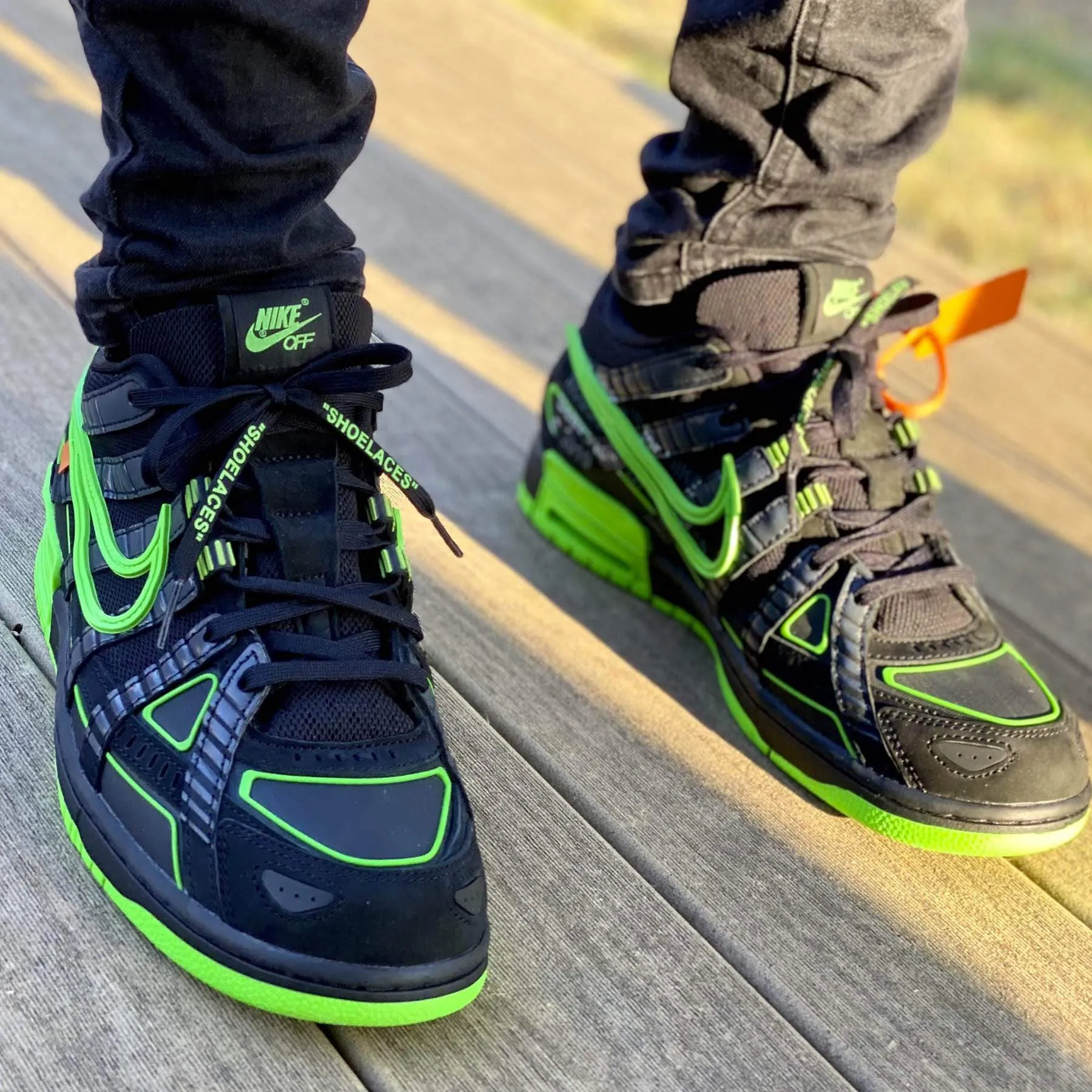 Off-White x Nike Air Rubber Dunk 'Green Strike' X Sacai series