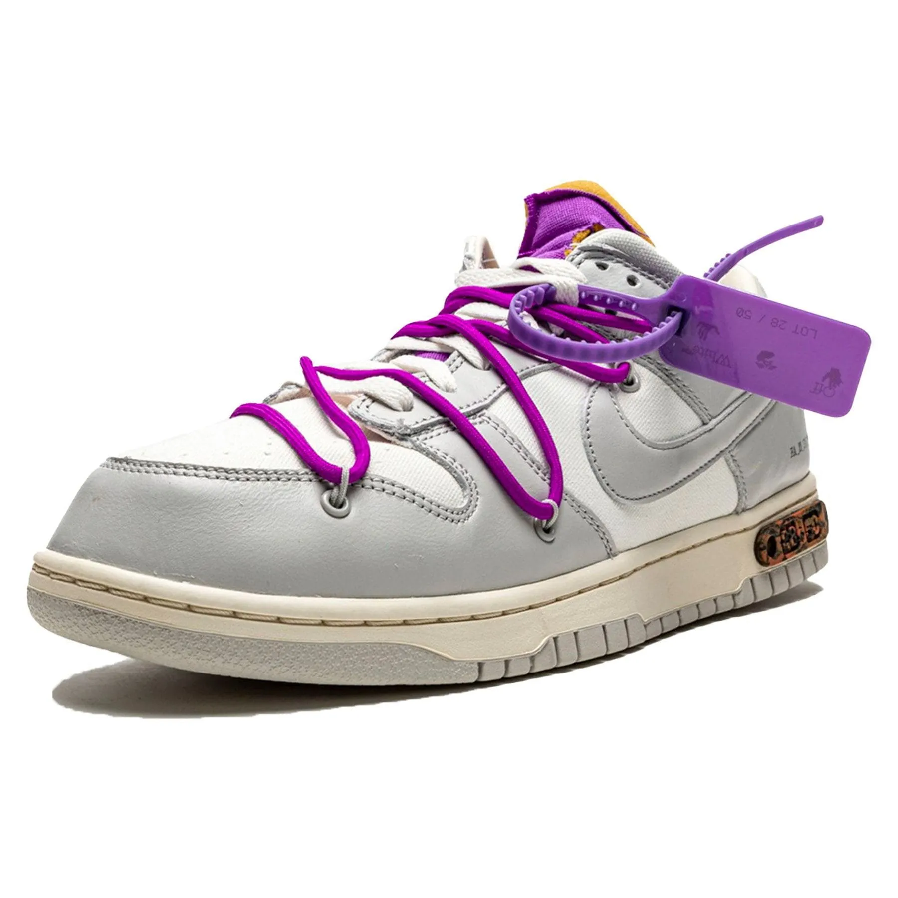 Off-White x Nike Dunk Low 'Lot 28 of 50' X Sacai series