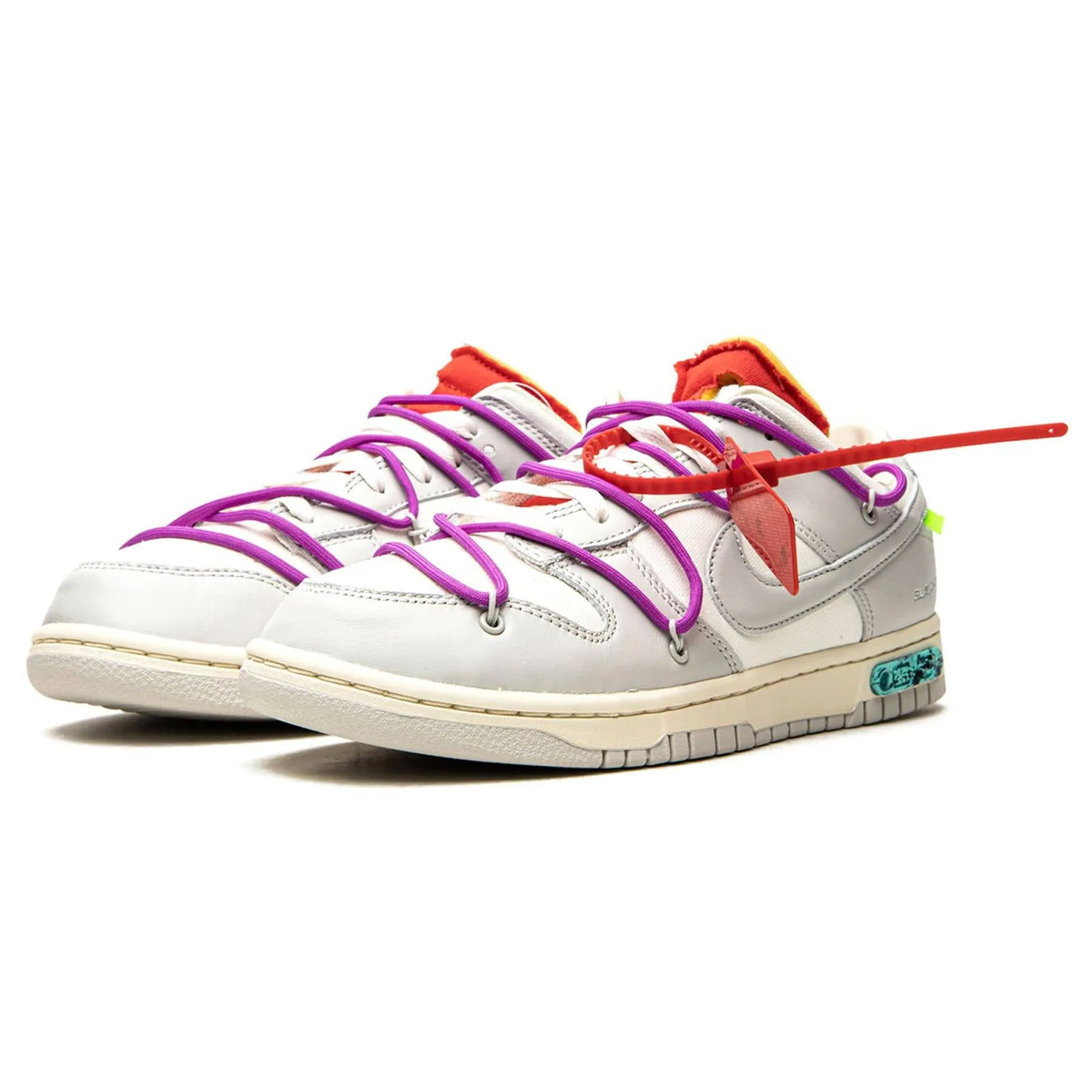 Off-White x Nike Dunk Low 'Lot 45 of 50' X Sacai series