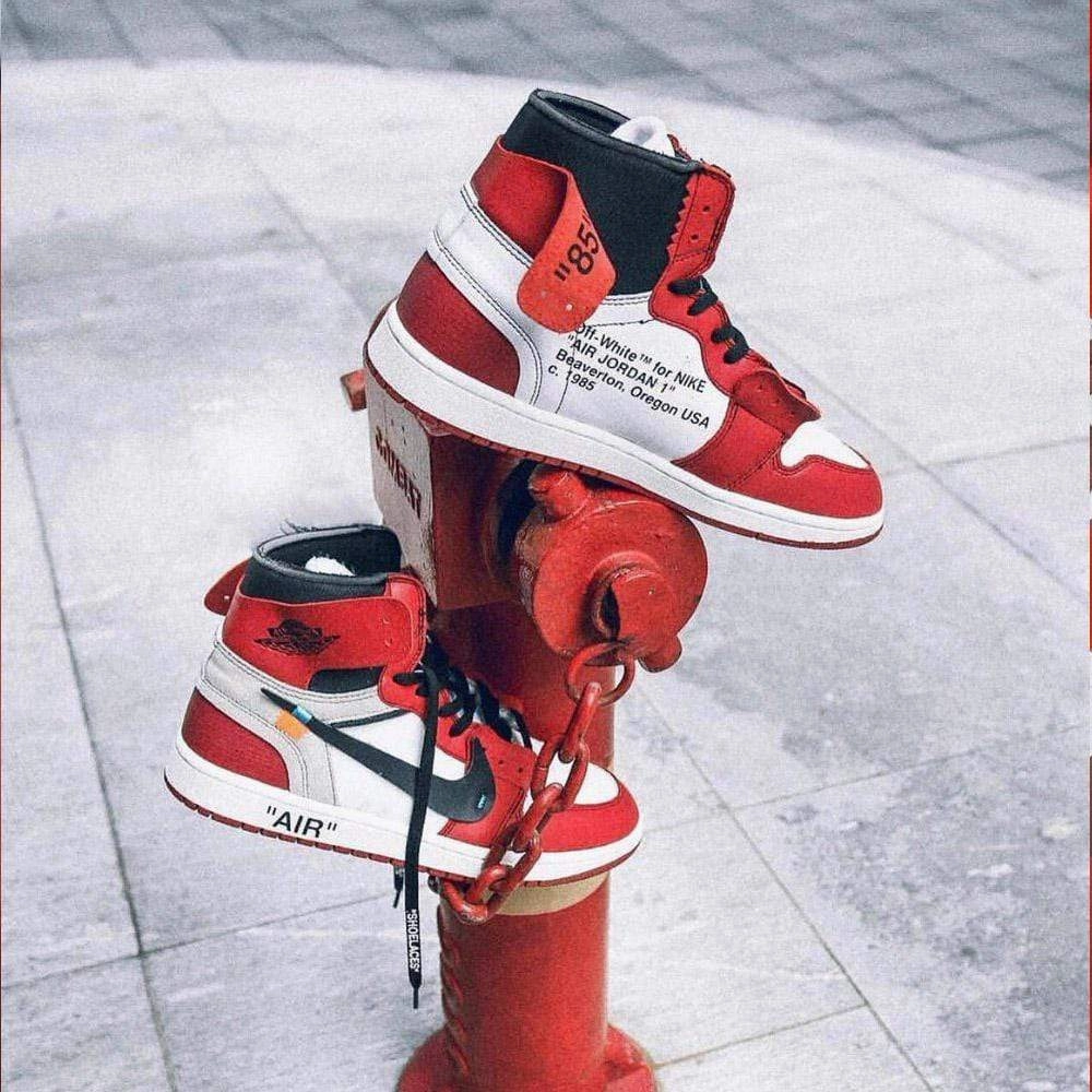 Off-White x Air Jordan 1 Chicago Off White Sneakers