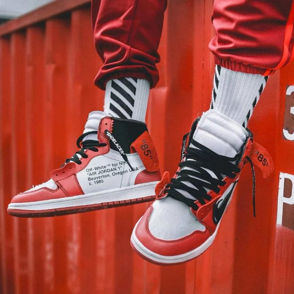 Off-White x Air Jordan 1 Chicago Off White Sneakers