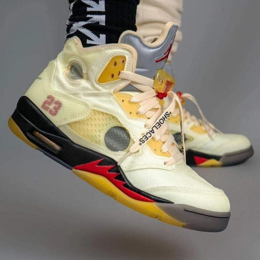 Off-White x Air Jordan 5 SP 'Sail' Cushioned active lifestyle kicks