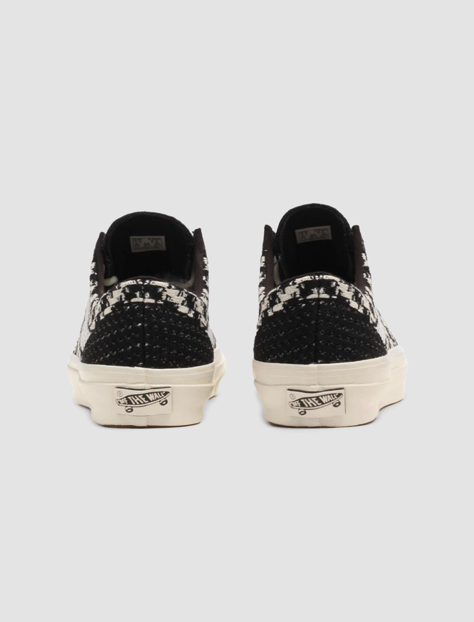 OLD SKOOL 36 EK "BLACK/PEWTER" Classic Vans Footwear