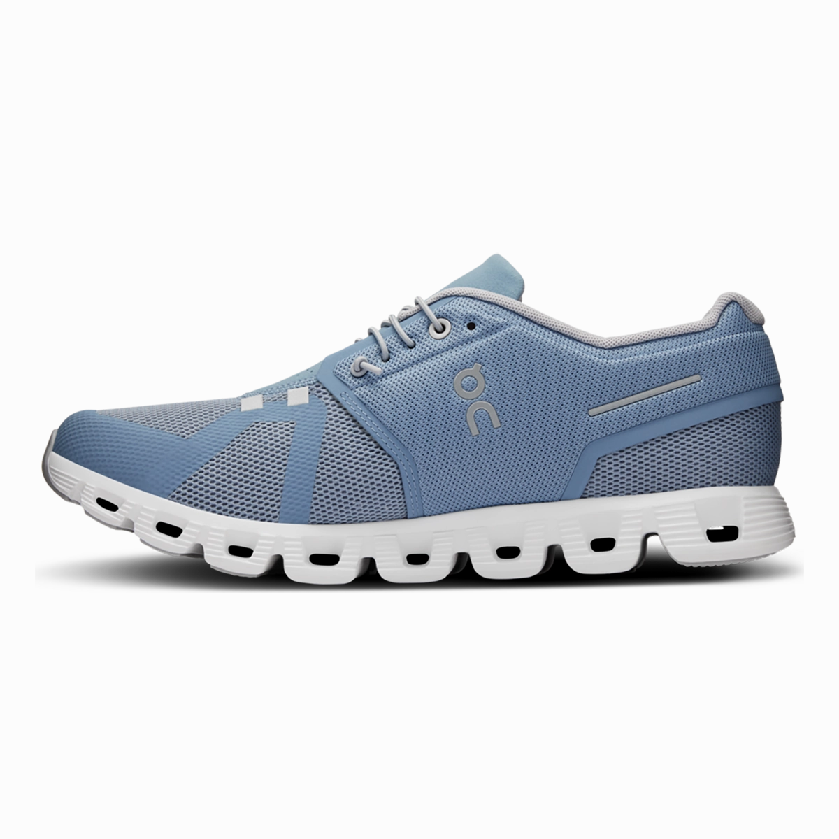 ON Cloud 5 - Chambray - White On Lifestyle Footwear