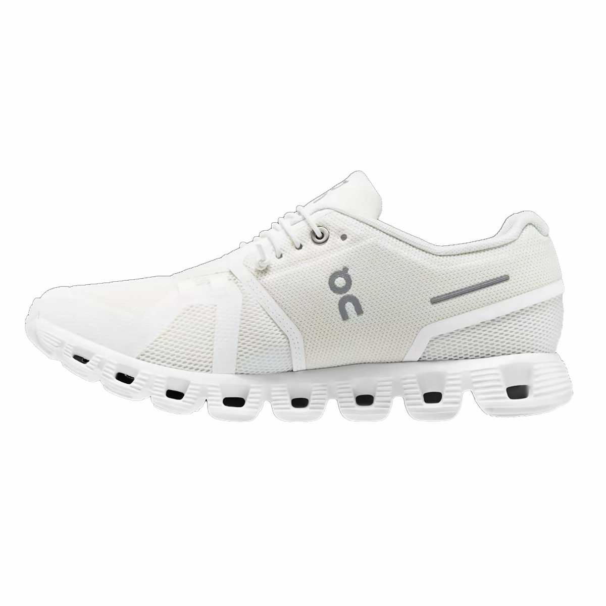 ON Cloud 5 - Undyed - White - White On Lifestyle Footwear